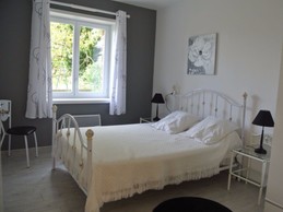 Chambre 1 lit de 140