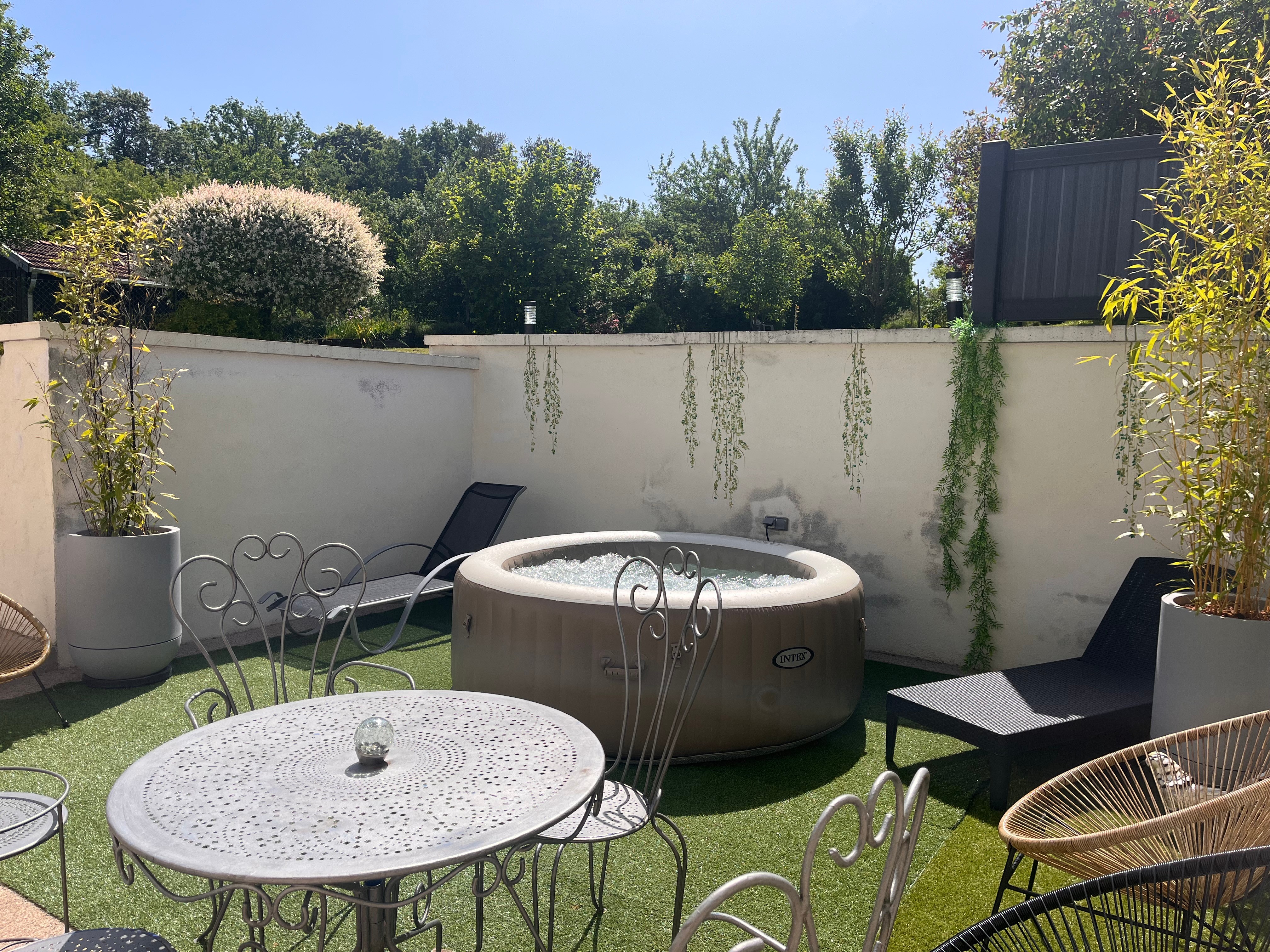 Spa area on the rear terrace