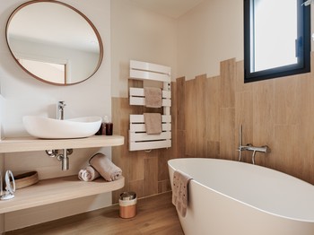 Bathroom Terre