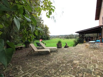 Espace extérieur commun - Chambre Lyli Herse Docelles