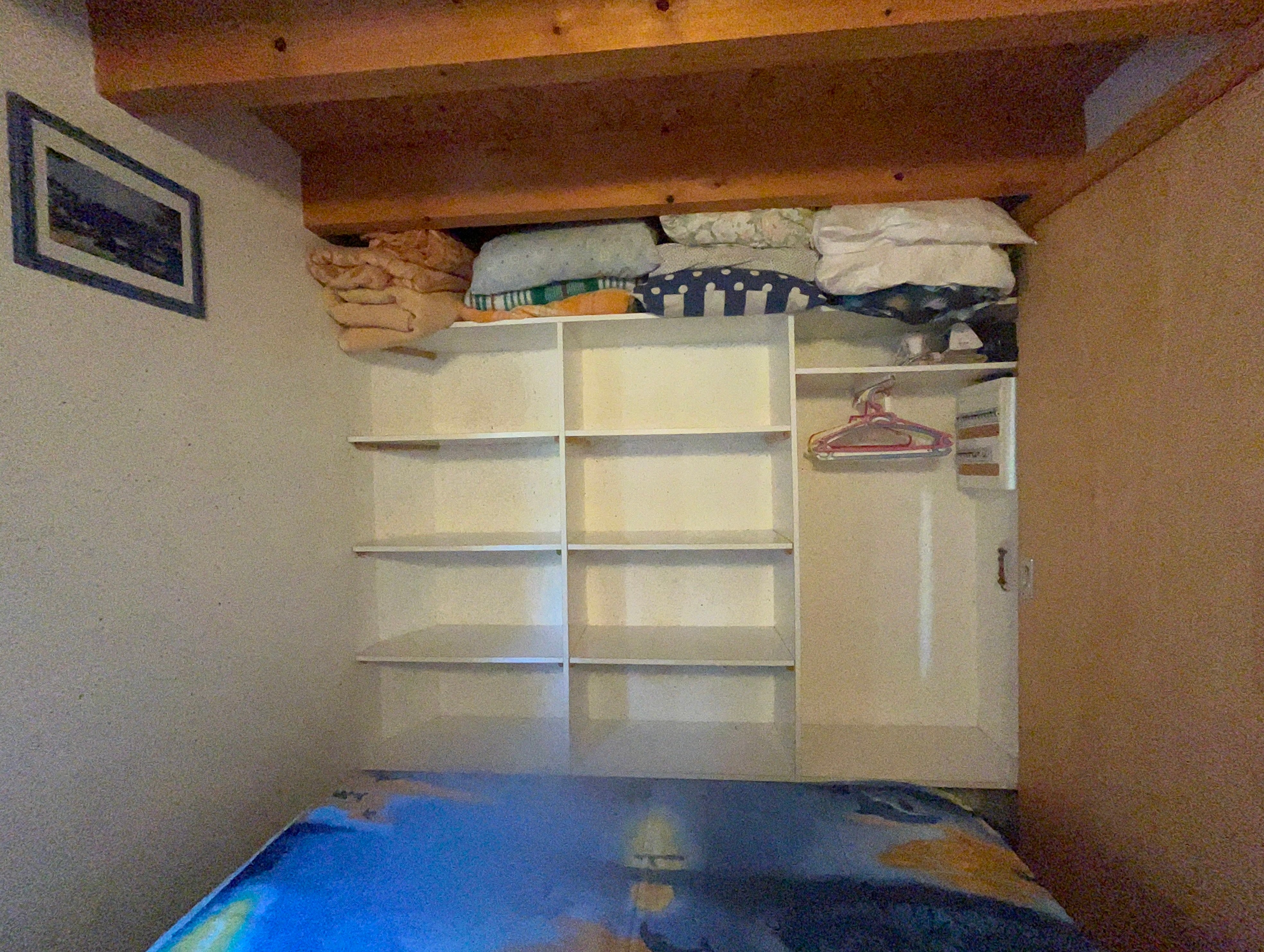 armoire chambre 1