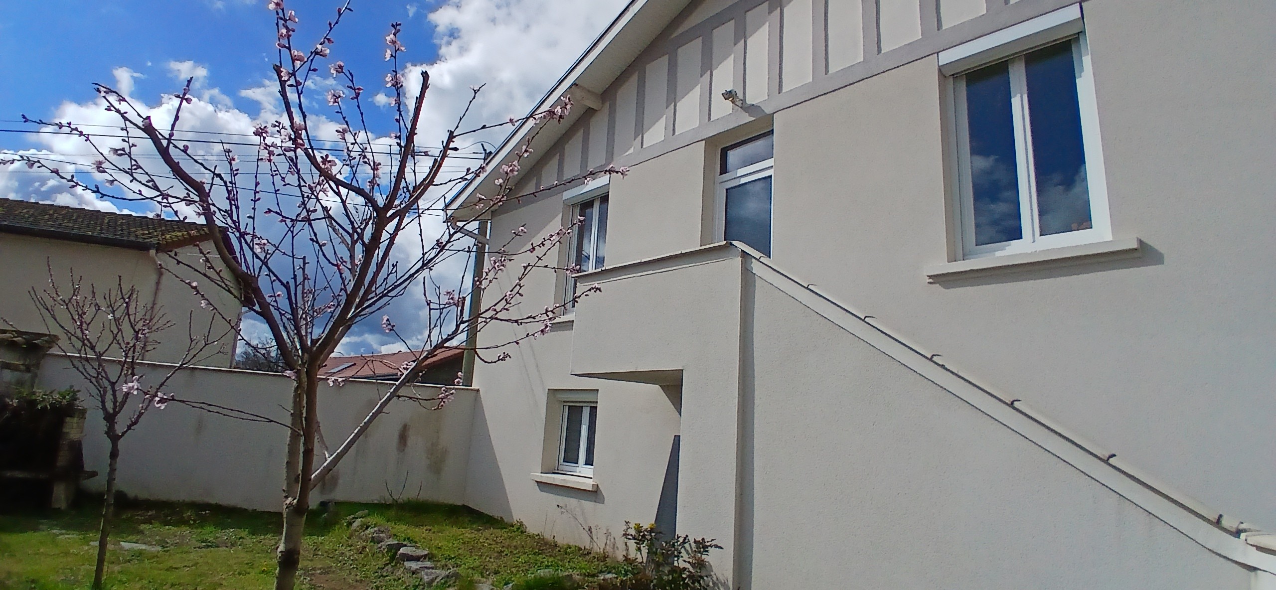 La Maison Triange, appartement 2 à 4 personnes, Montrond les Bains