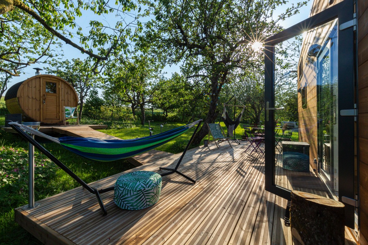 Notre terrasse XXL - Tiny House O Ptit Nid Milie