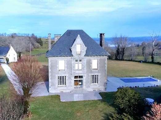 Villa avec piscine privée chauffée