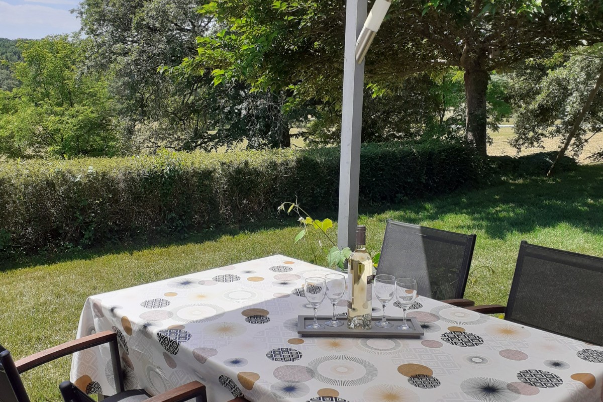 Chalet Mélèze : Prenez le temps et dégustez un apéritif local ;)