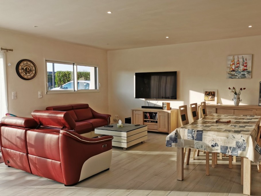 Séjour salon - Maison de plain-pied équipée PMR - Location de vacances - Ploudalmézeau - Maison Roscaroc Aubertin -