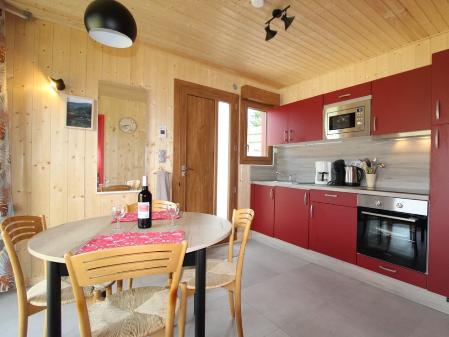 Chalet Coccinelle - Coin cuisine / séjour