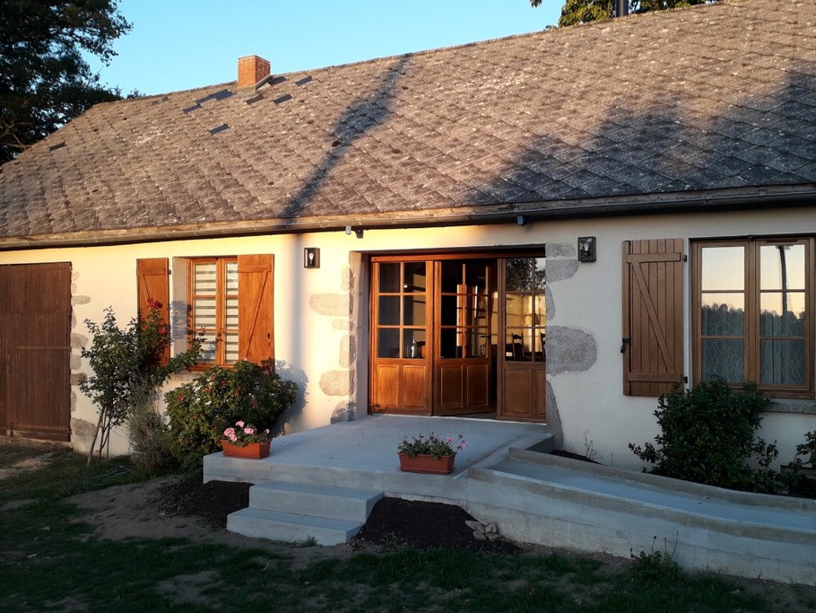 Entrée du gîte de l'Abeille Noire