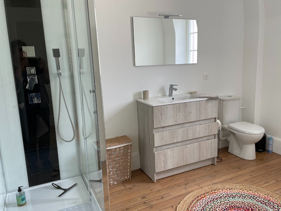 Salle de douche 1er étage