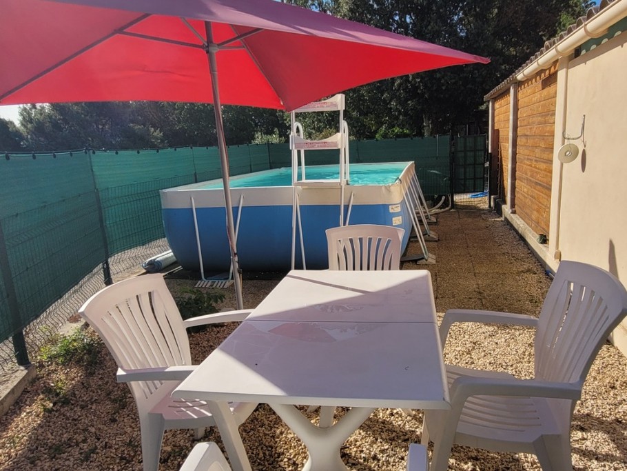 piscine avec coin détente
