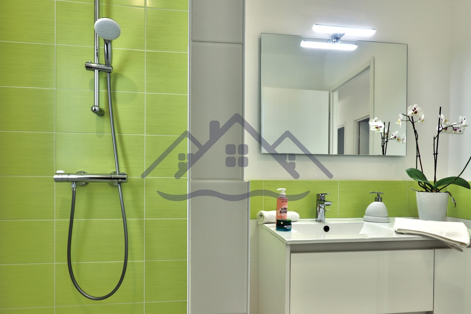 Photo n° 19 de la location