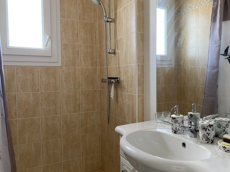 Salle d'eau indépendante