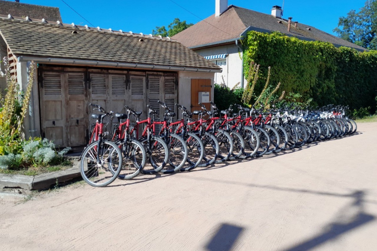 Location vélos sur place.