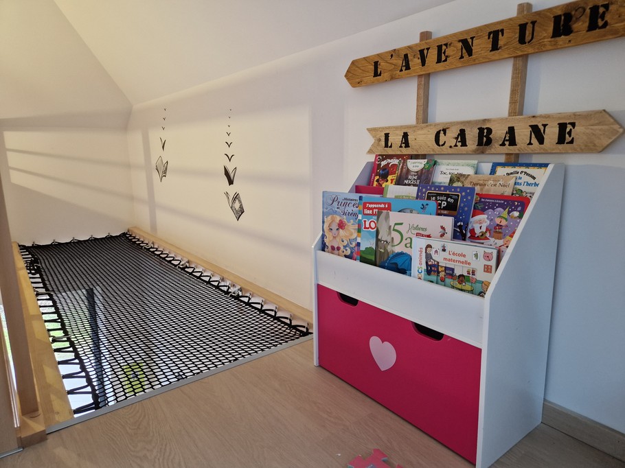 Le paradis des enfants, hamac détente - Chez Bubu : L’école