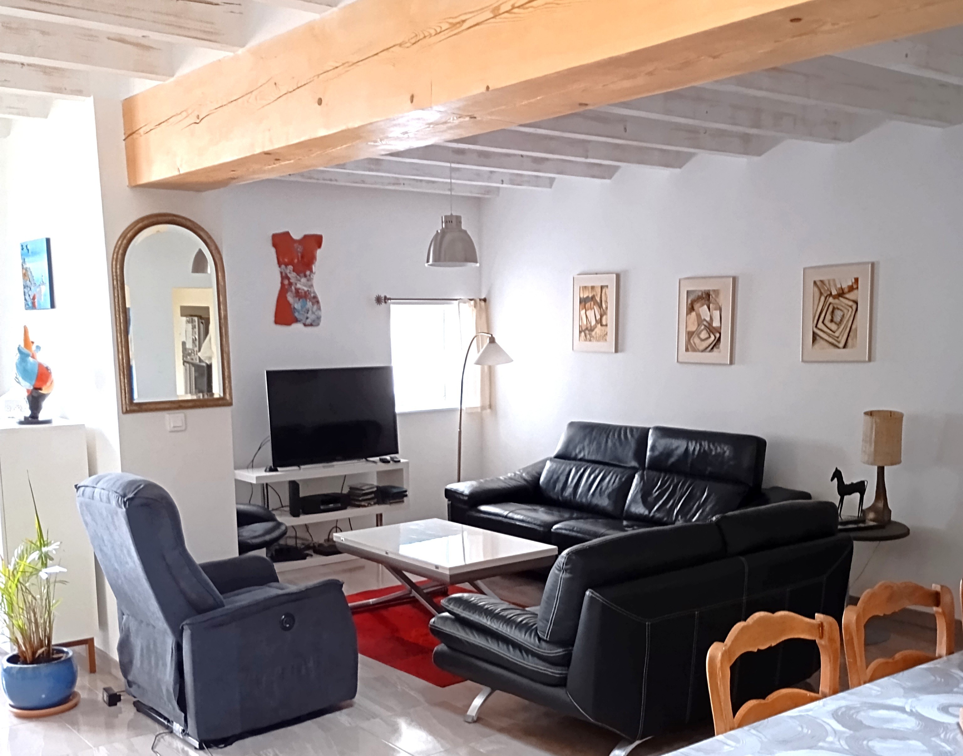 Country house for family reunions