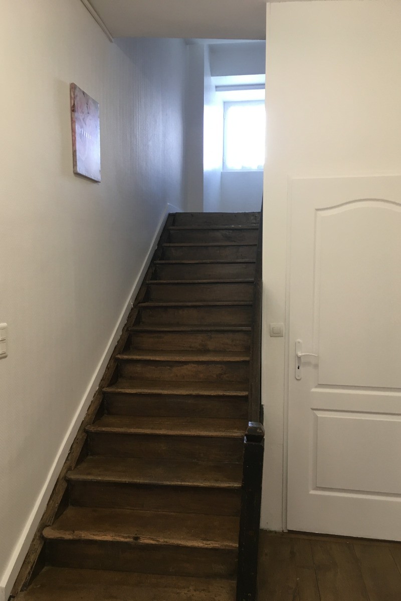escalier accès chambres