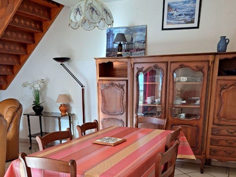 Maison familiale pour 6 personnes, avec jardin clos et garage, proche de la plage à pieds, St Denis d'Oléron, ile d'Oléron, en Charente maritime