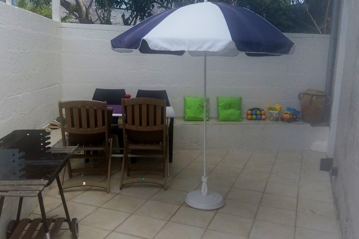 Large private enclosed terrace