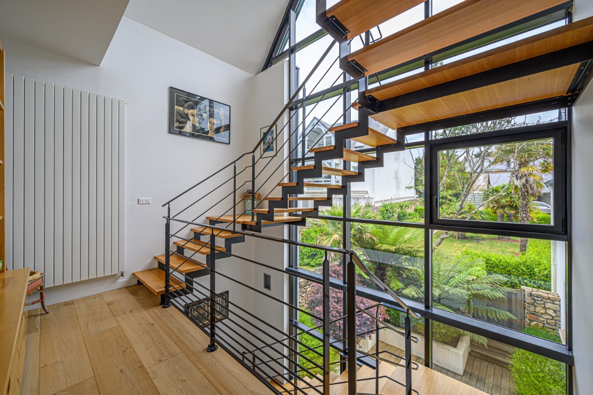 Escalier d'accès à la chambre