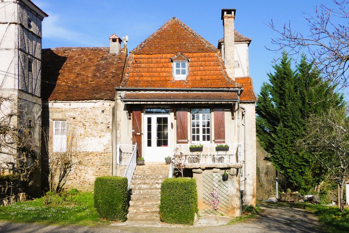 Maison et extérieur Gîte SAINT MARTIN Prudhomat 46130 dans le LOT