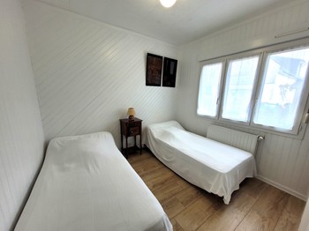 chambre 2 lits simples