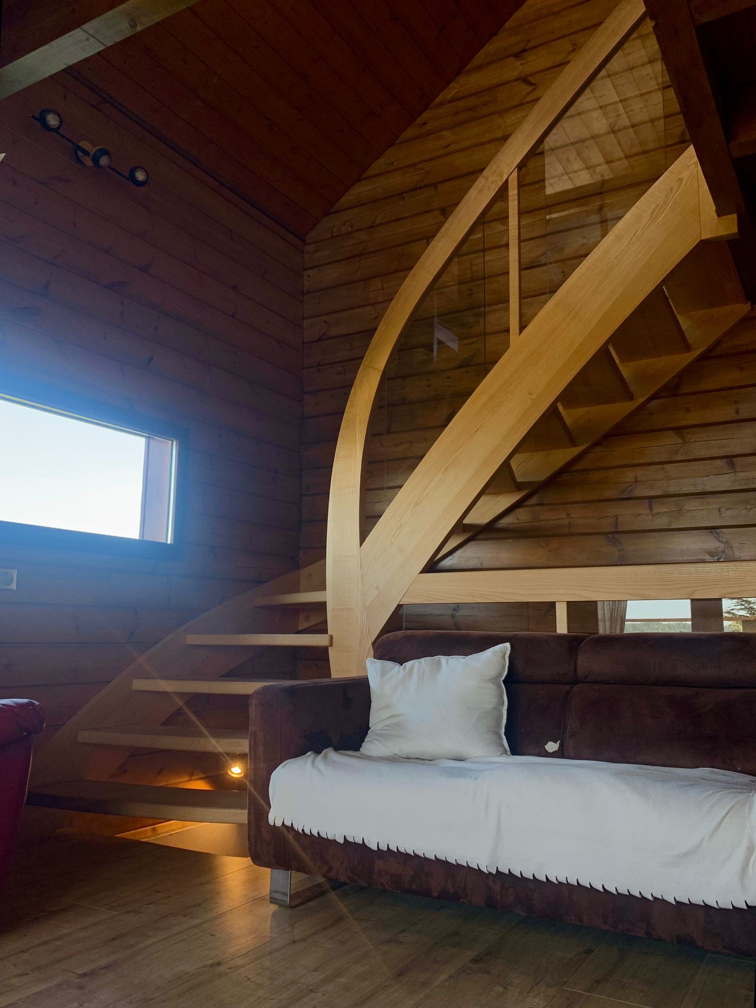 Salon/ séjour - Gîte chalet paisible