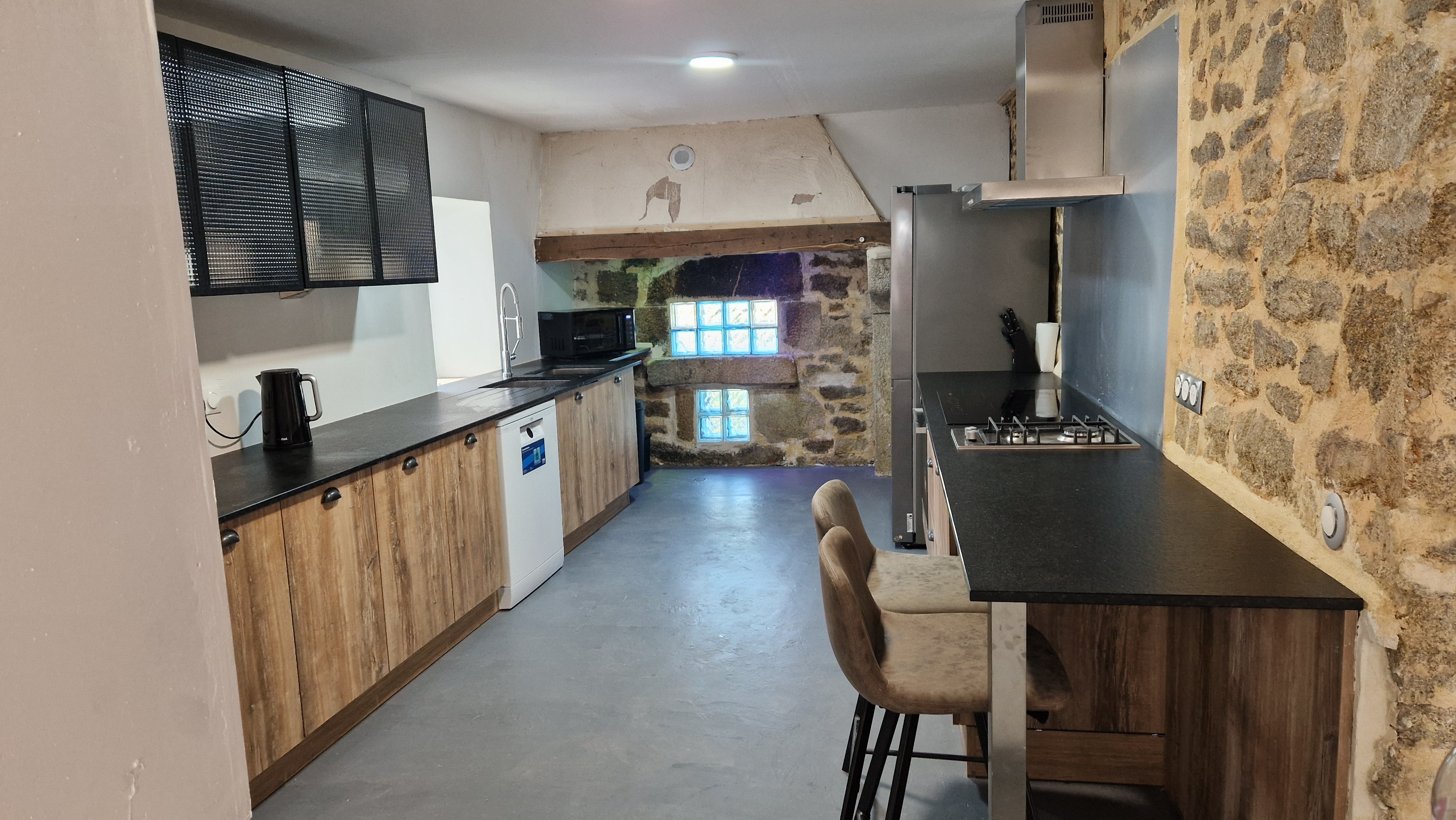Gîte Ukhutula, Vollore-Montagne - La cuisine