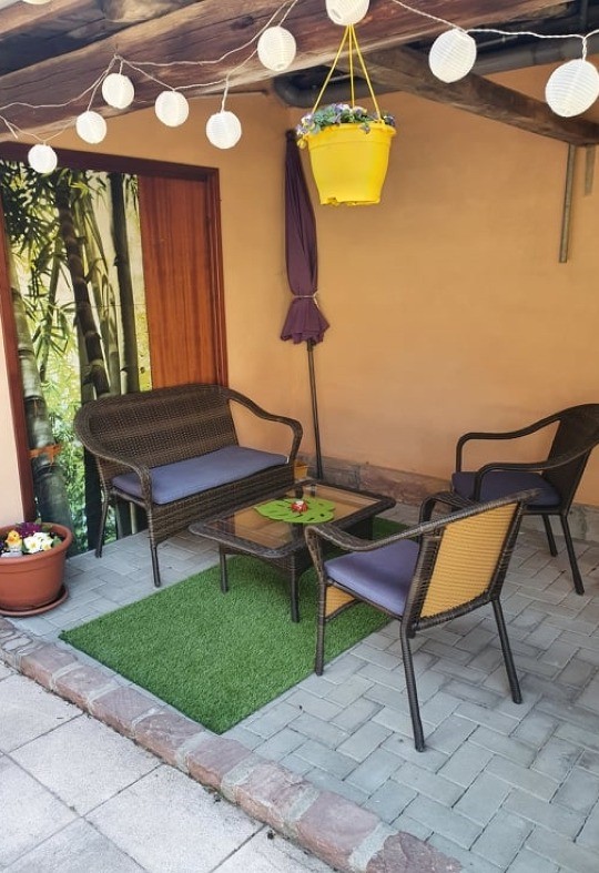 petit salon sous-abri