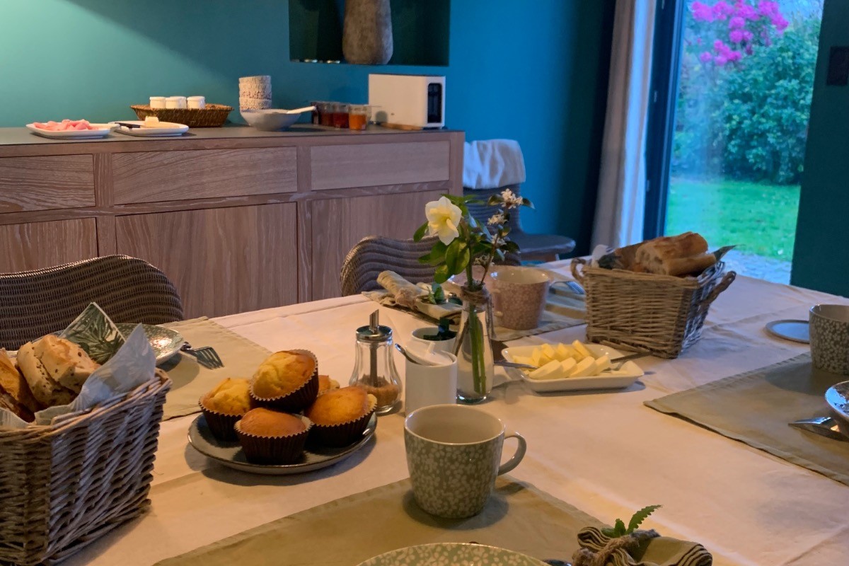 petit-déjeuner au coin des Aromates
