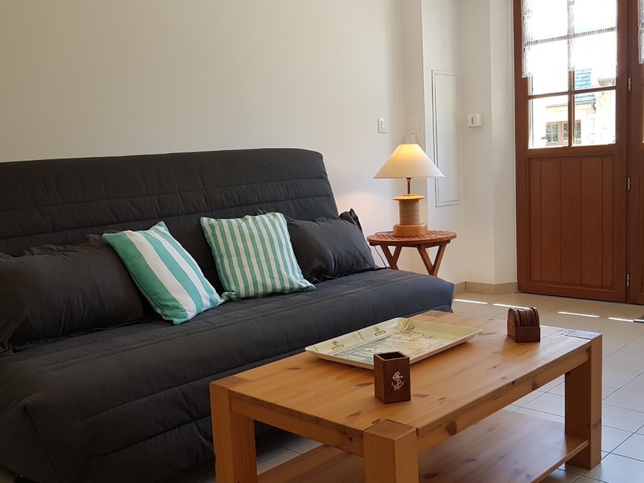 The living room on the ground floor