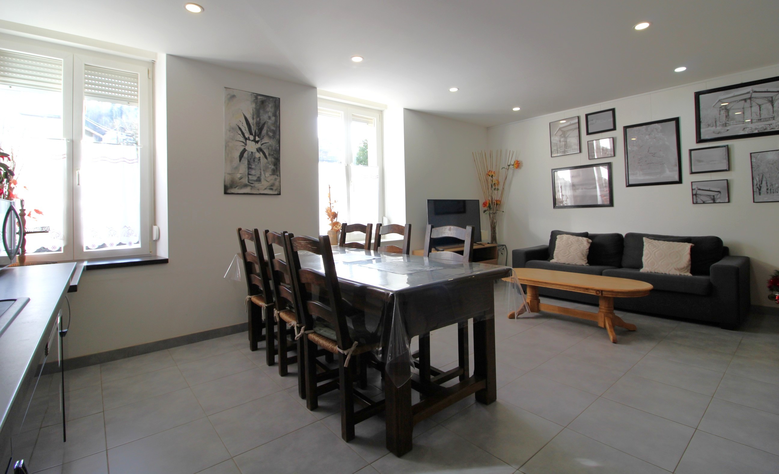 Espace cuisine/ salon - Gîte l'Atelier de plain de pied, Gérardmer