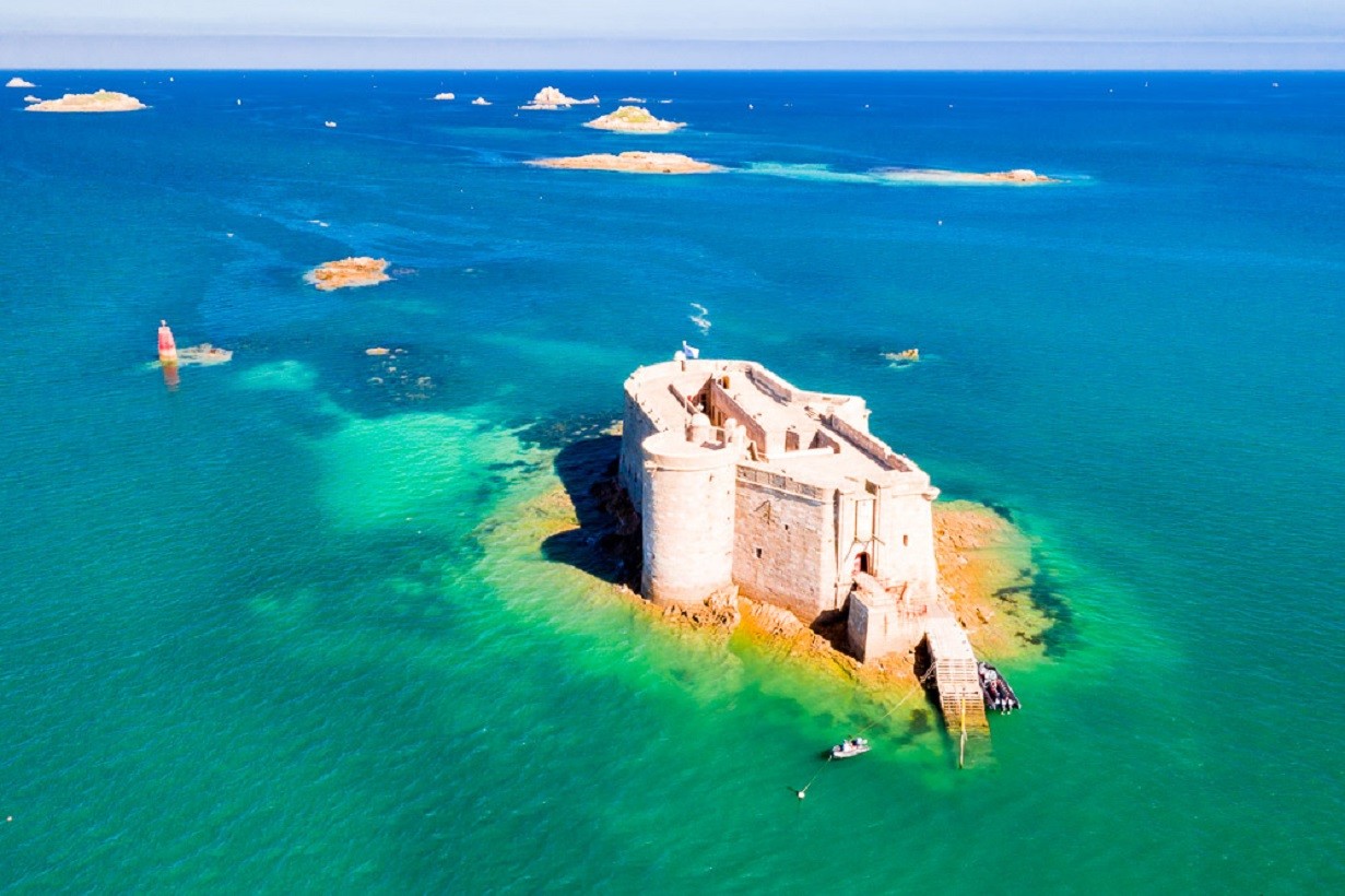 Le Château du Taureau en Baie de Morlaix