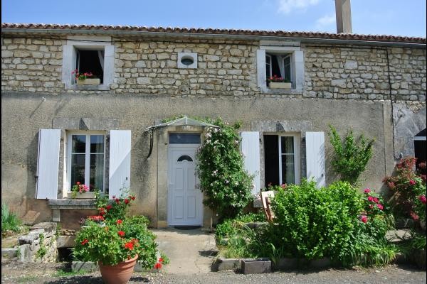La maison - Gîte le Luquet - Chazelles - Charente