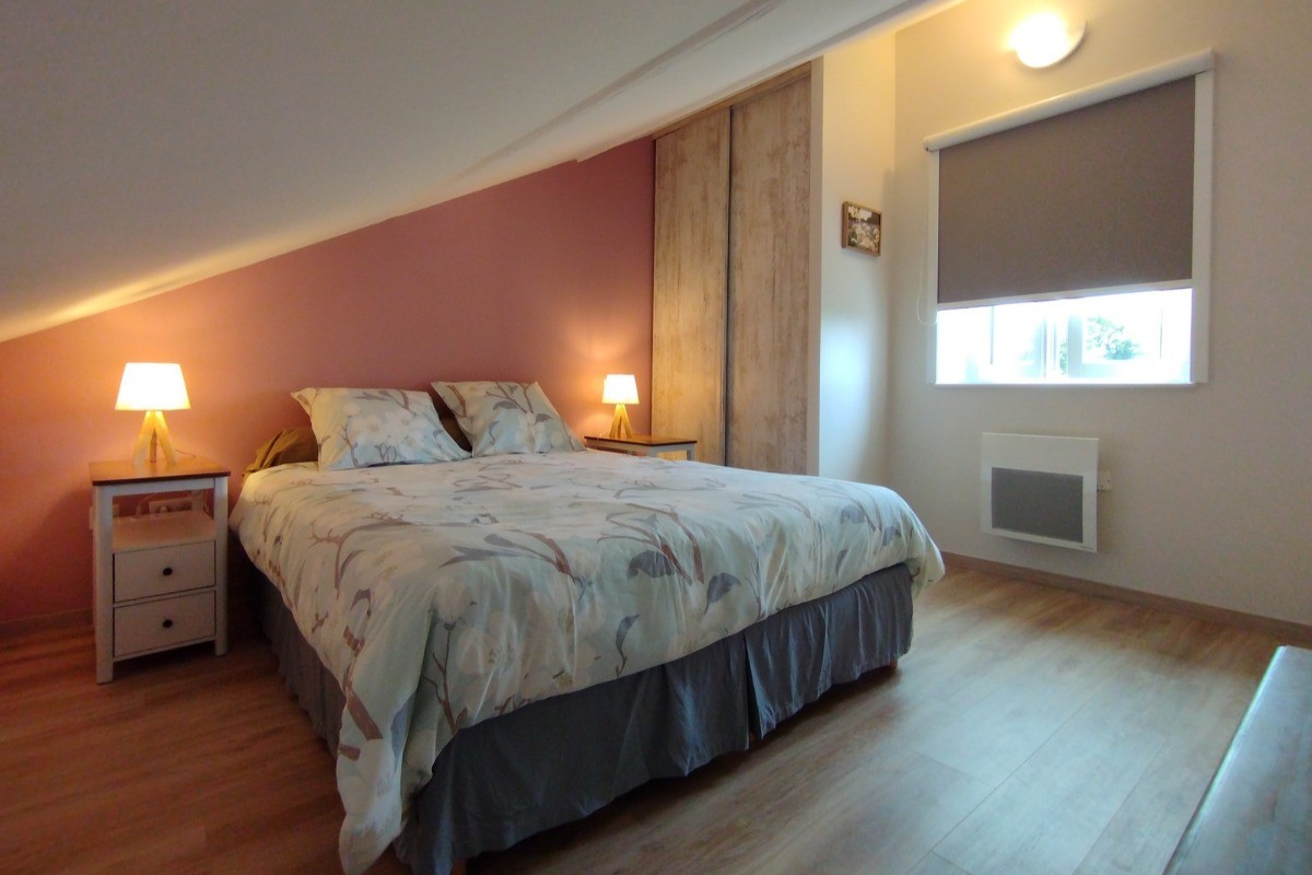 chambre 1à l'étage