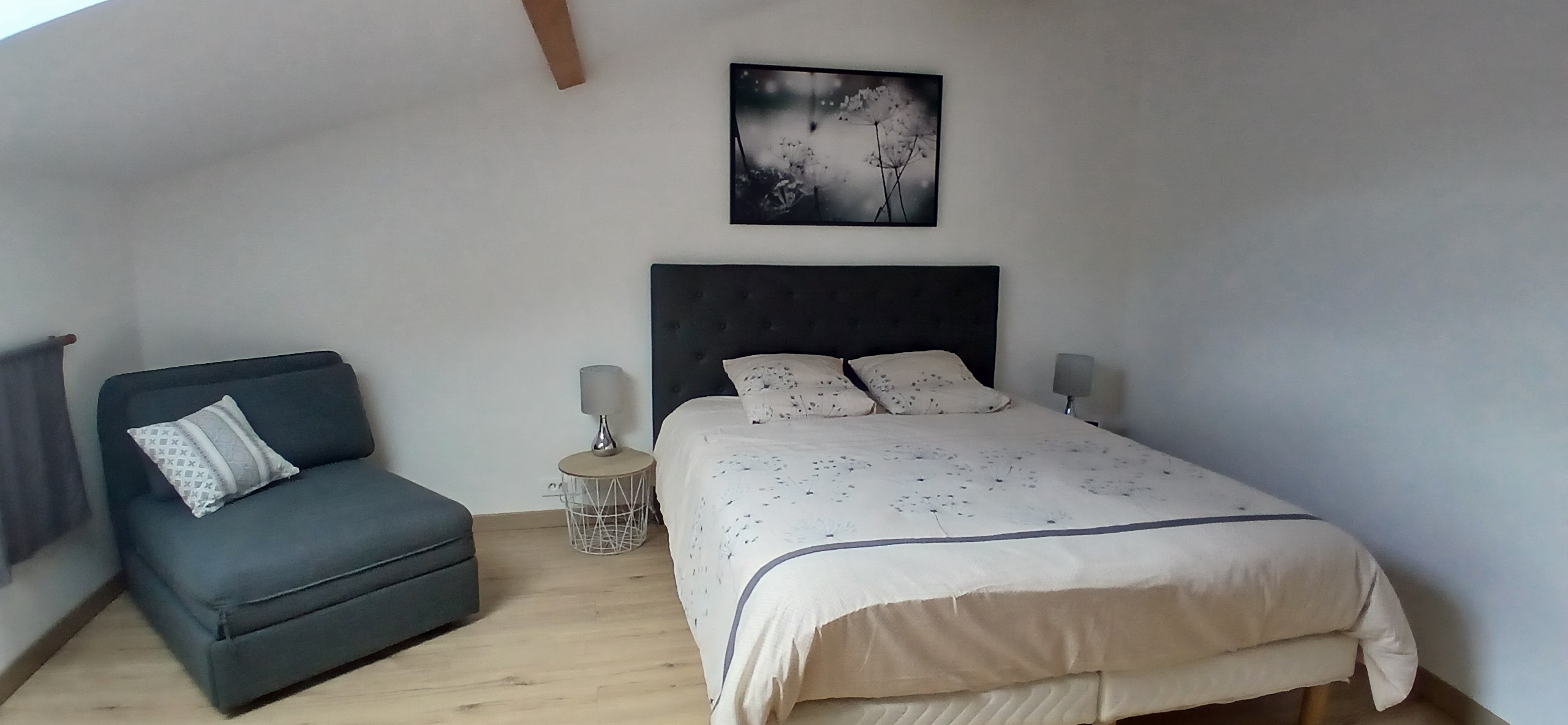 The Volcans d'Auvergne holiday cottage: Room 2
