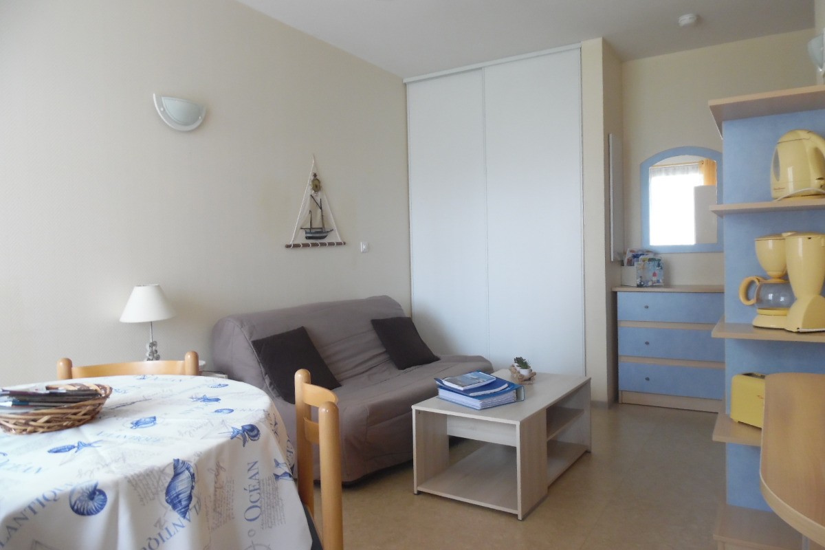 piece de vie vue de la chambre