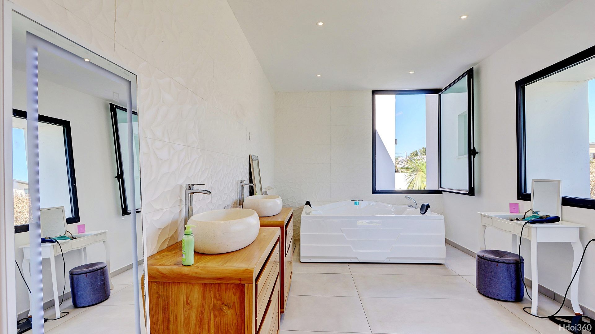 Photo n° 15 of the location