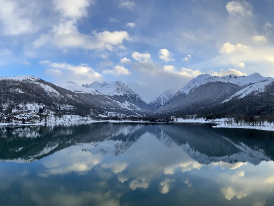 Lac de Génos-Loudenvielle en hiver