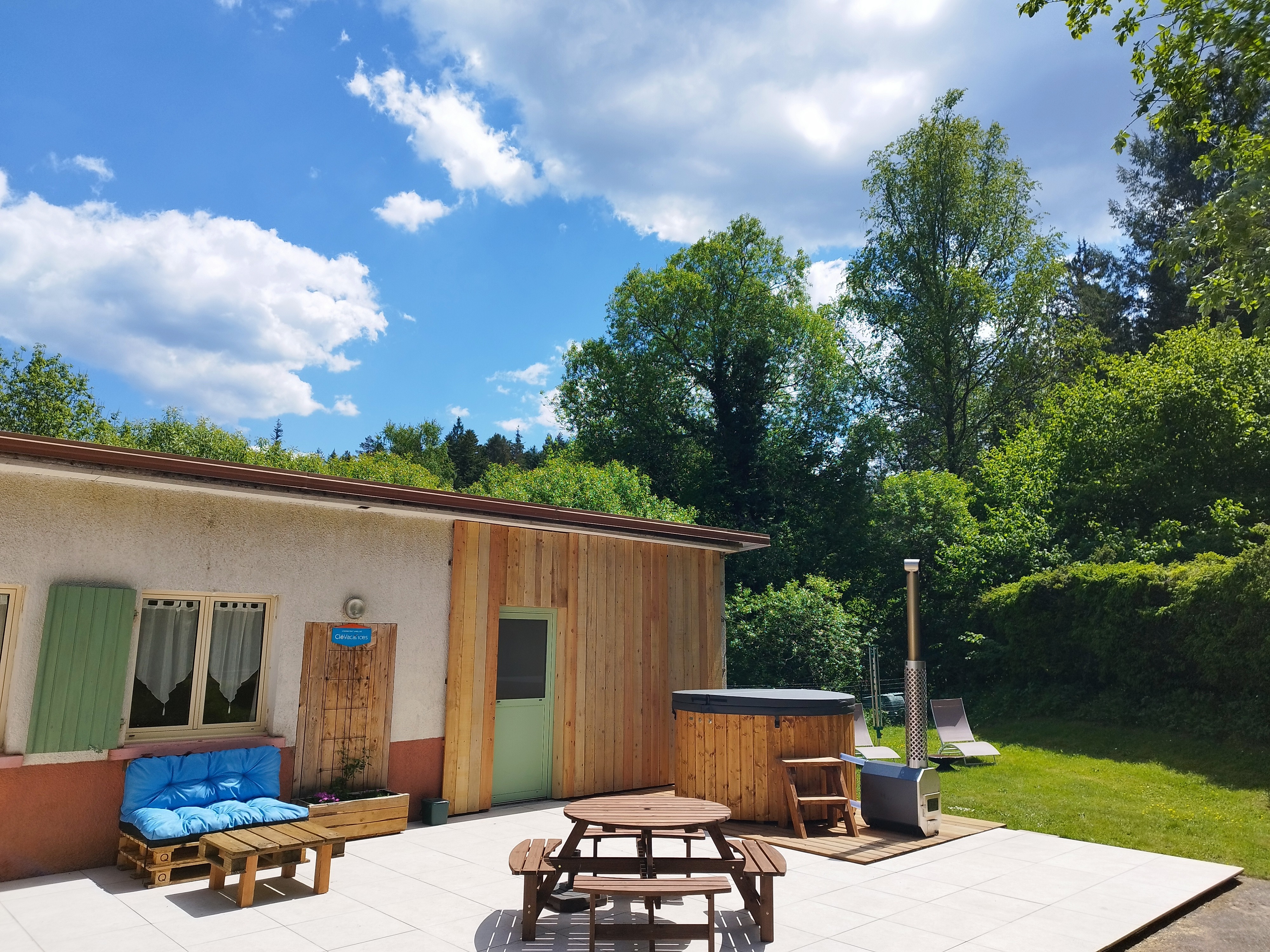 Terrasse gîte Myrtille
