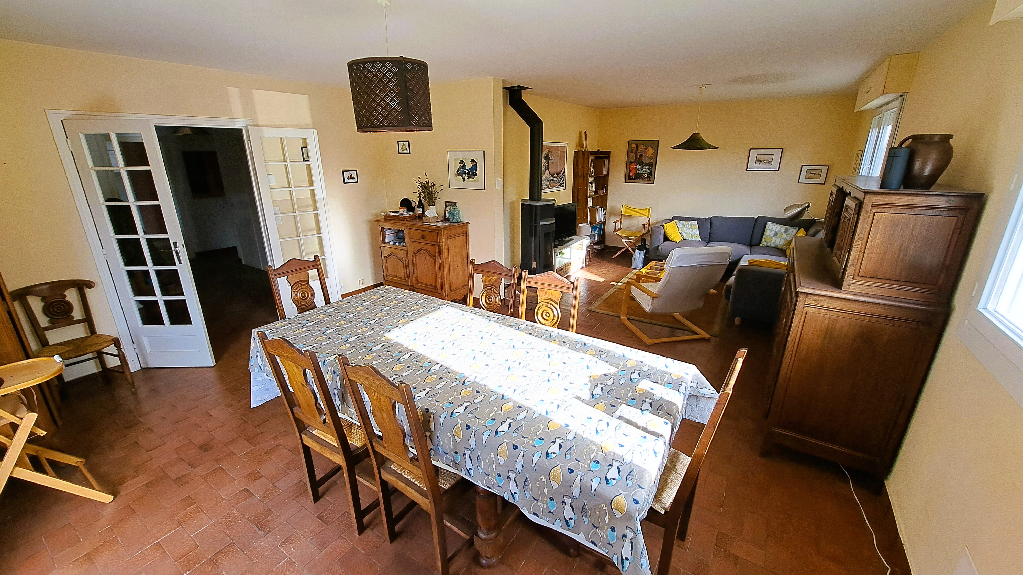 lounge - dining room