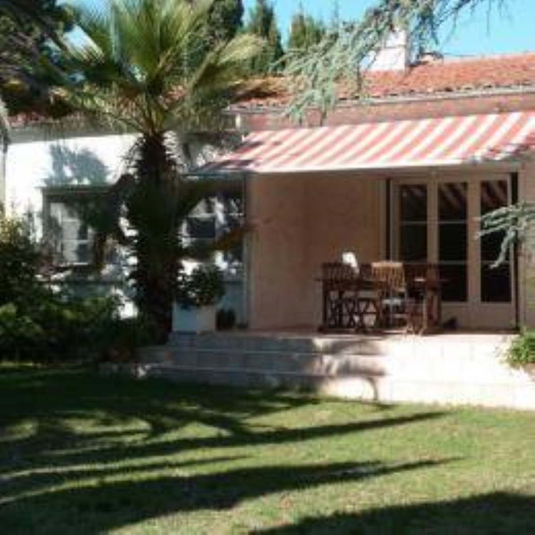 Villa de l'extérieur