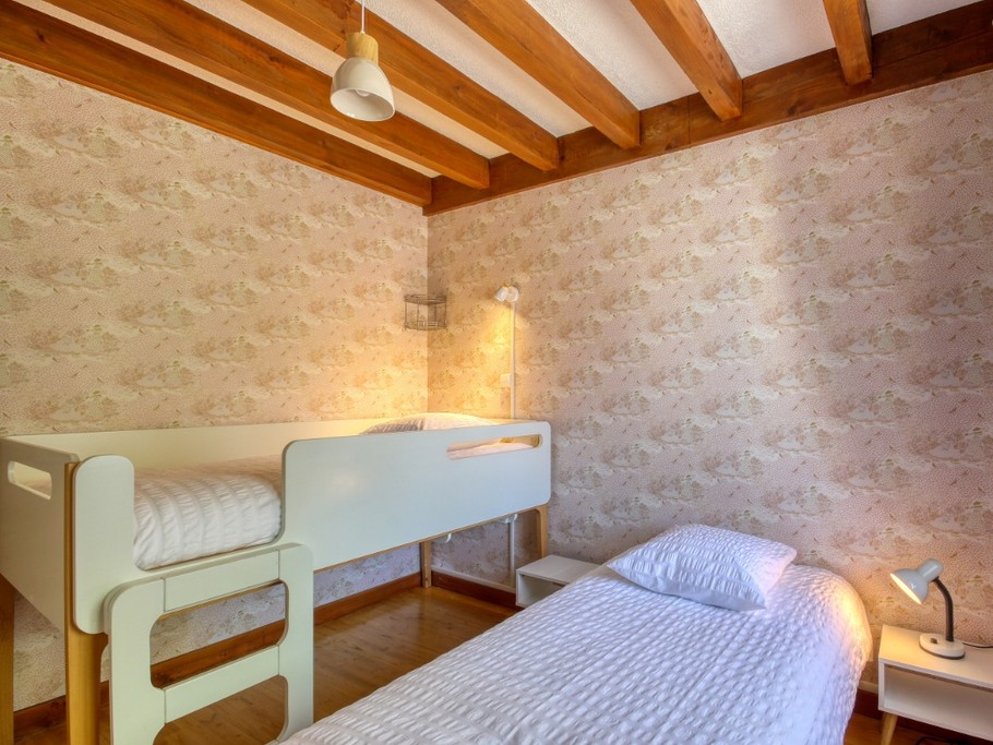 Chambre double : 2 lits 1 pers.