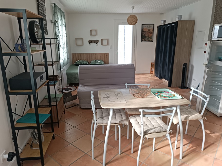 Gîte les Pruniers (Mézel, Provence)