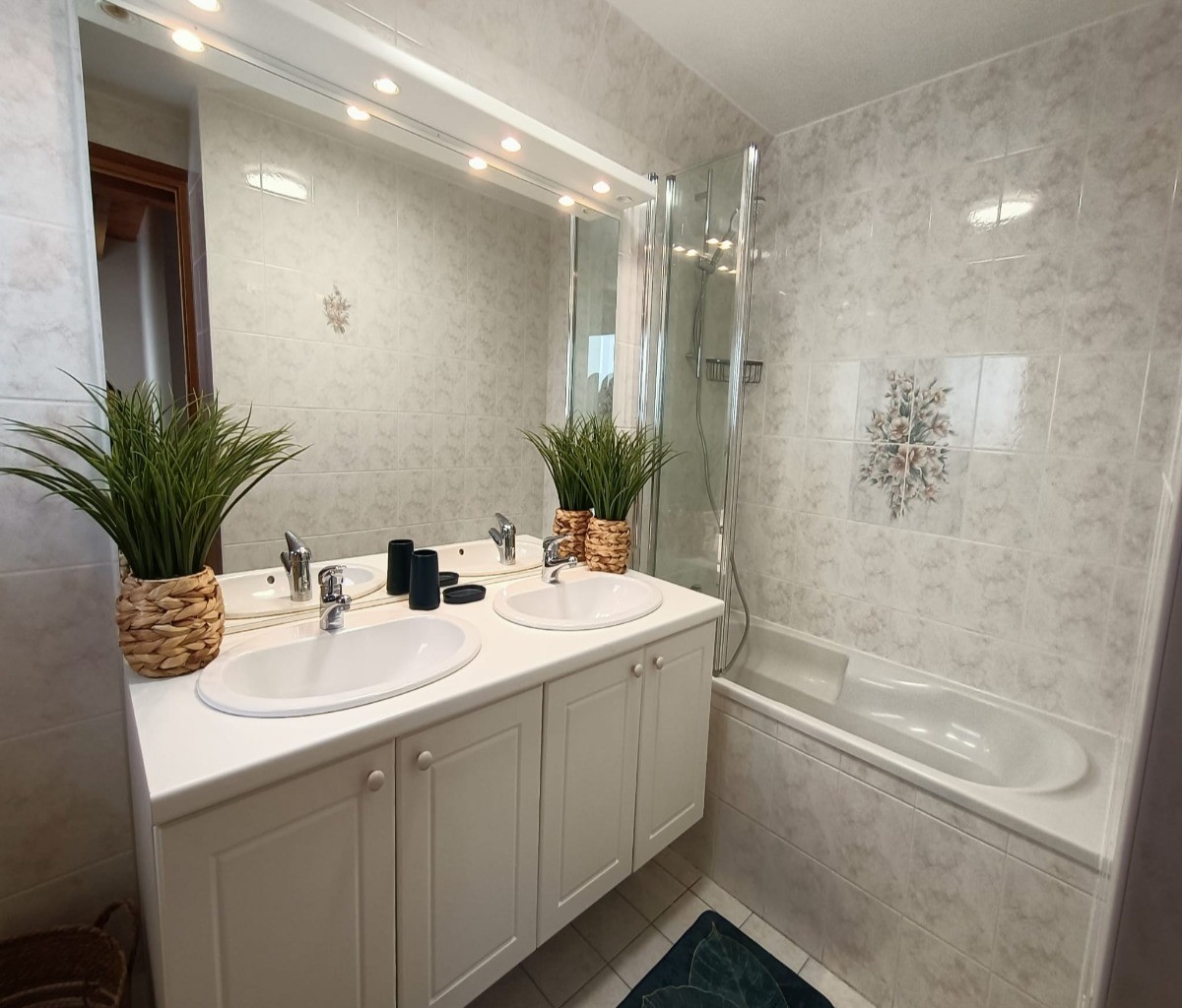 Salle de bain 1er étage