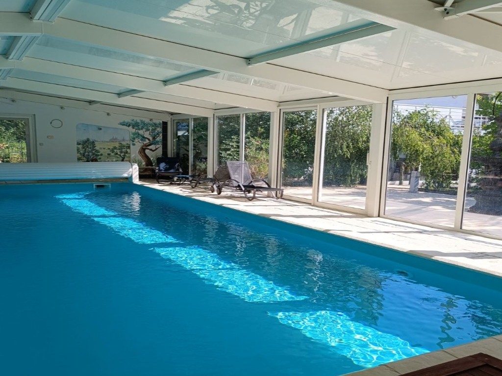 Gîte La Grange avec piscine intérieure chauffée et spa - Clévacances