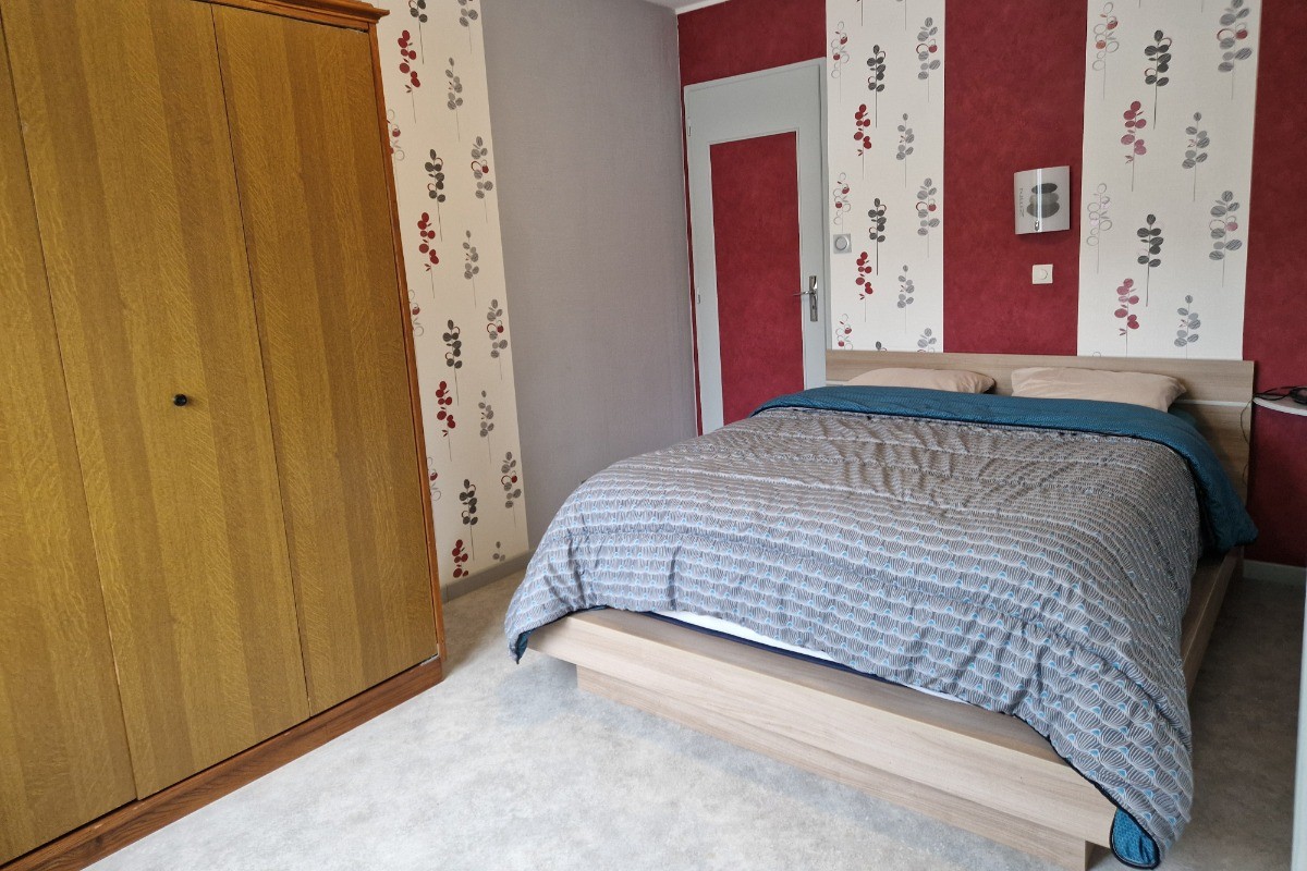 Chambre n°1 - Séjour à Gérardmer - Appartement proche du centre ville, entre lac et nature