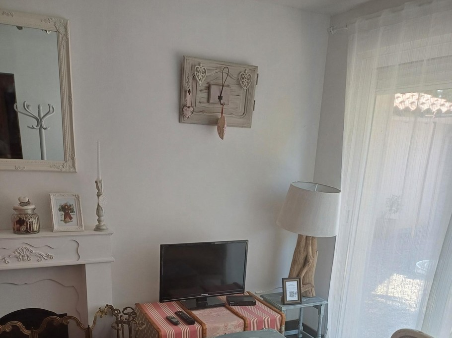 salon coin television