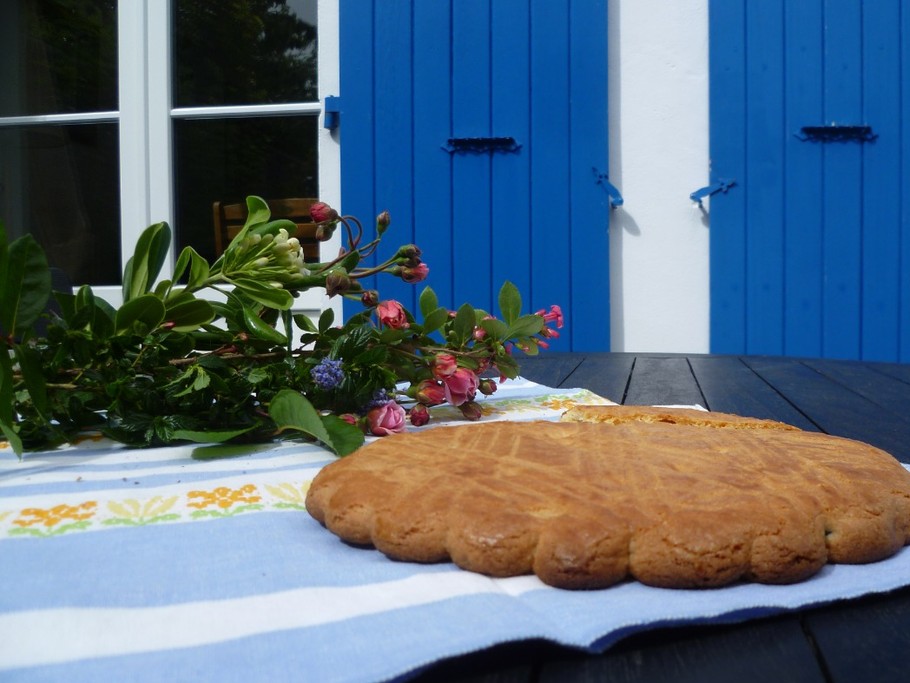 On déguste la galette, la spécialité de Fouras