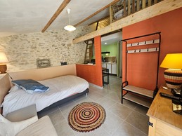 Le Clos du Tramaillou, gite pour 4 personnes, "Le Ptit Refuge" avec Wifi et télévision