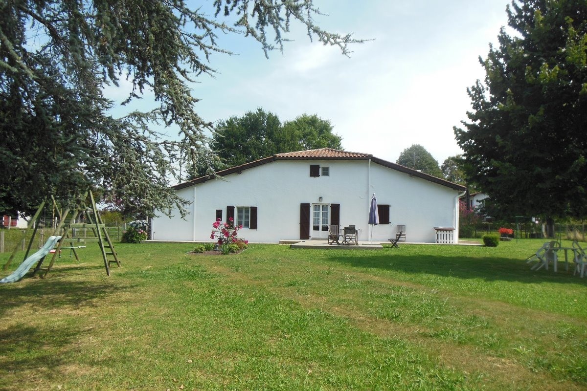 Jardin arrière Elgarteberria